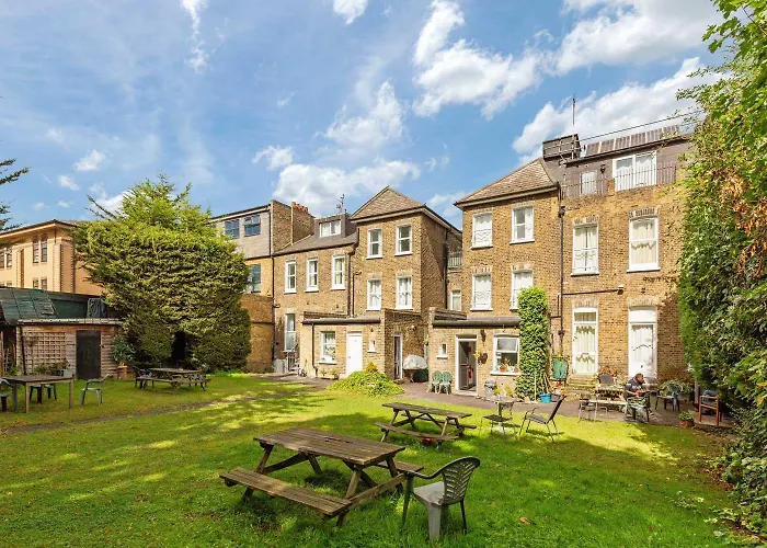 Amhurst Hotel London